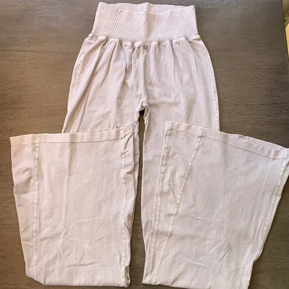 🚫SOLD🚫NWOT! FP Free People Movement Good Karma Flare Leggings Sz M/L - Picture 7 of 8